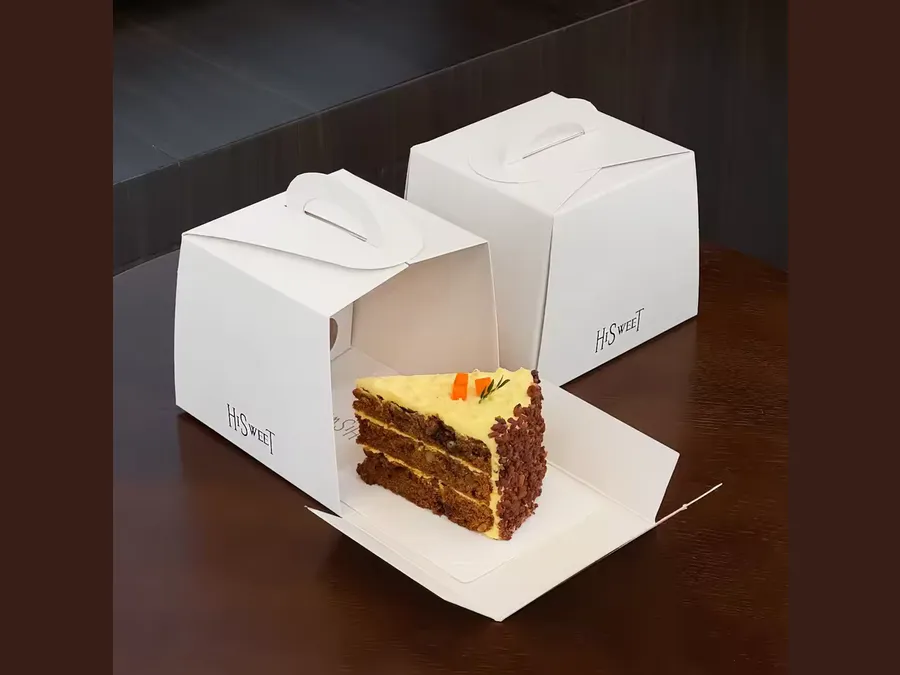 Cake carry box — packaging style reference