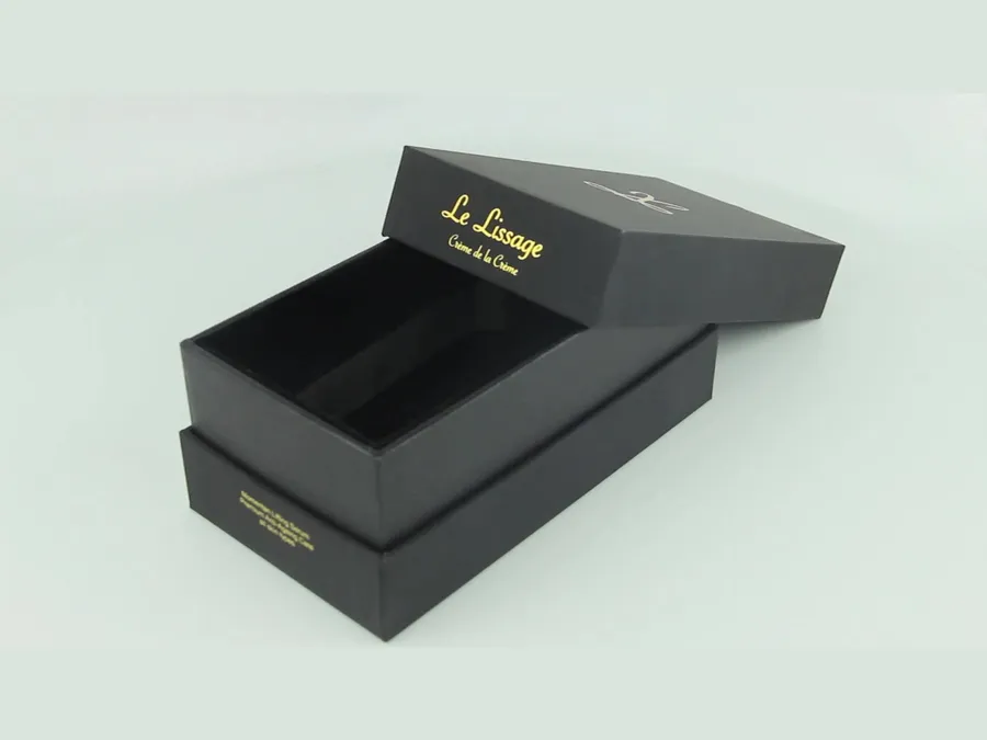 Two-piece rigid box — packaging style reference